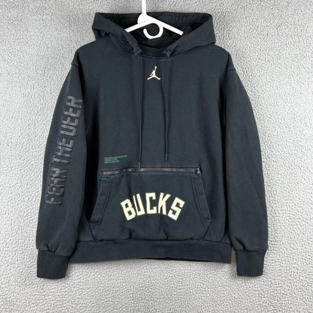 Jordan‎ Courtside Statement Edition Milwaukee Bucks Hoodie Mens Medium Black